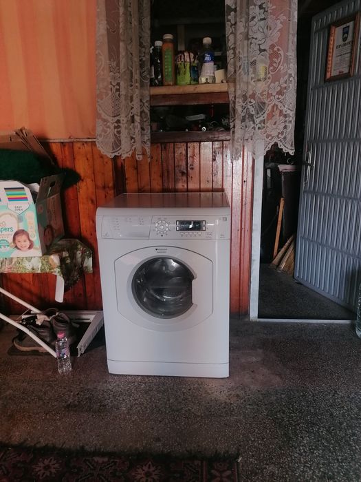 Пералня  аристон