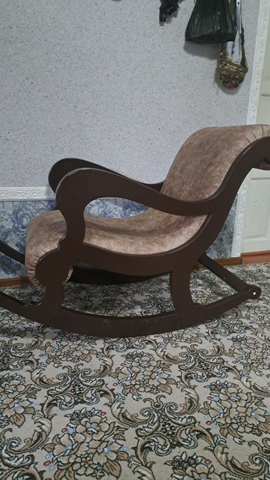 Асабни тинчлантирувчи кресло мустахкам материалдан ишланган