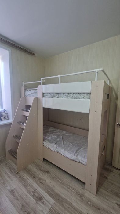 Двухъярусная кровать продам!!!