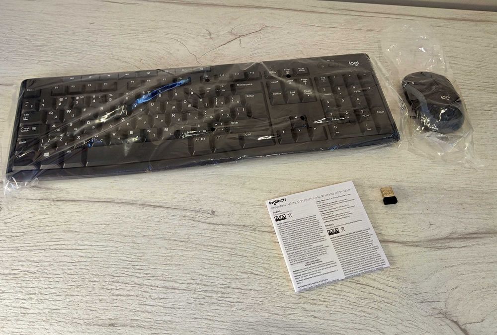 Продам Logitech MK270 комплект клавиатура + мышь