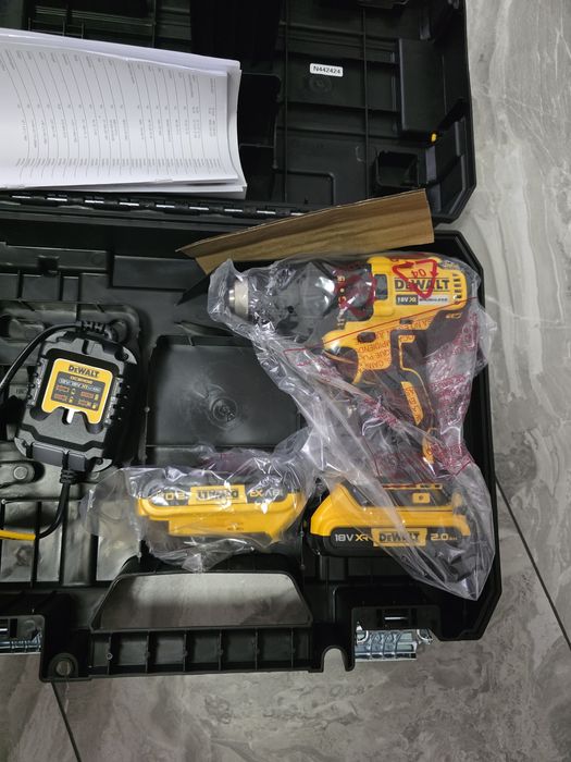 DeWALT Bormasina