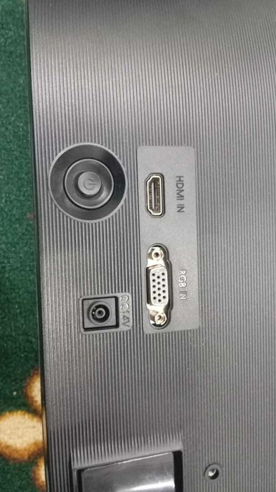 Монитор Samsung.