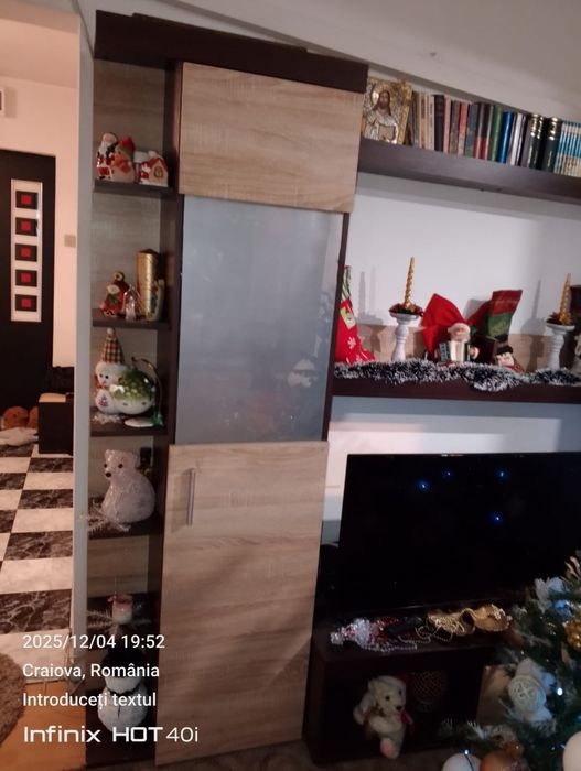 Mobilă versatilă sufragerie