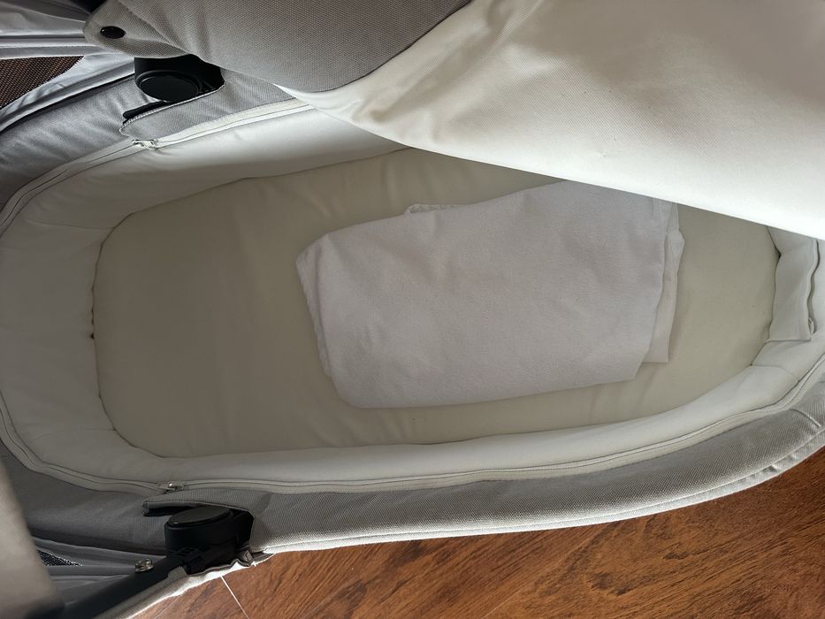 Кош за новородено Cybex Cot S Lux Lava Grey за количка Balios S Lux