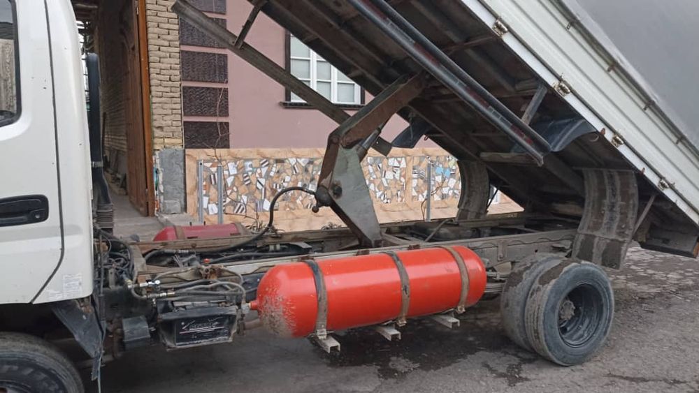 Samasval foton sotiladi yili 2013 bort  eni 2 metr uzunligi 460