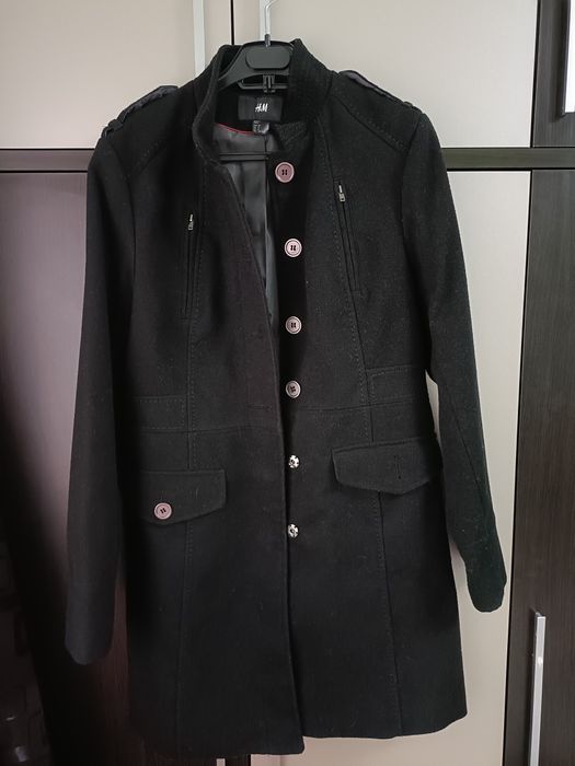 Vând palton negru H&M
