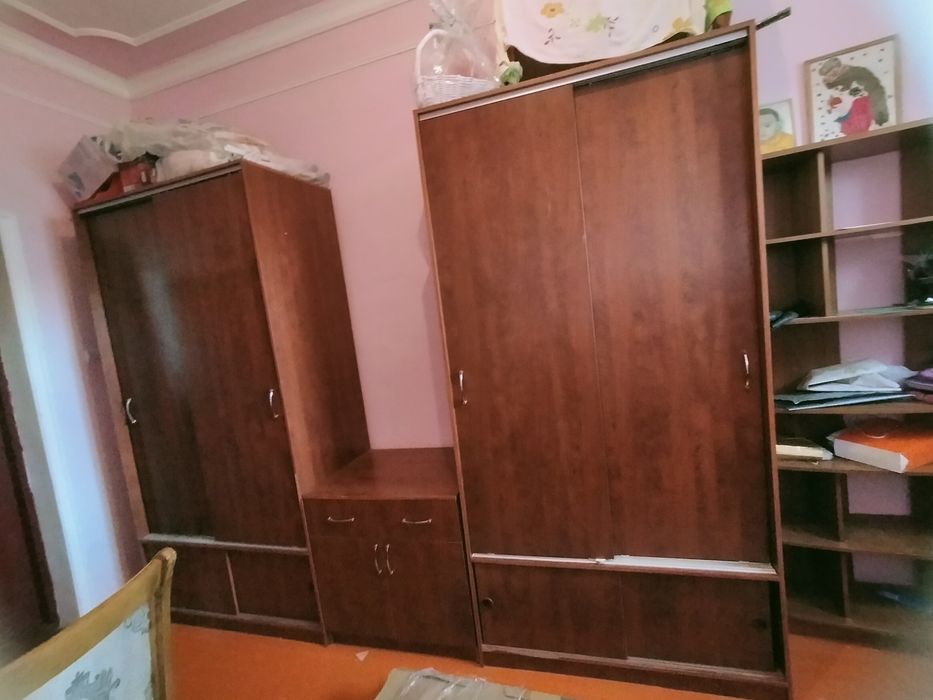 Мебель для спальни или прихожей