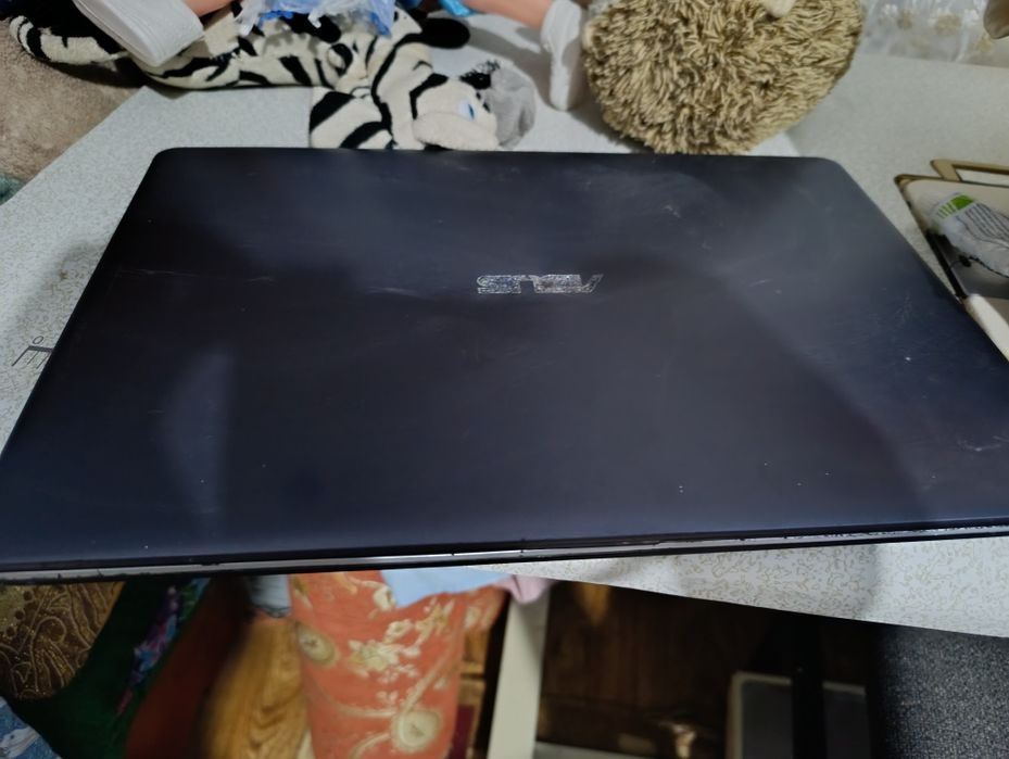 Ноутбук Asus x542u