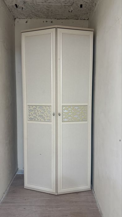 Продается шкаф из 3 частей