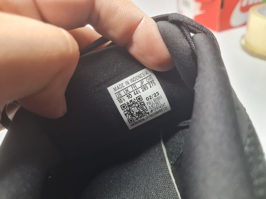 Маратонки Adisas Duramo

Чисто нови с кутия. 

Размер 44 2/3 стелка 28