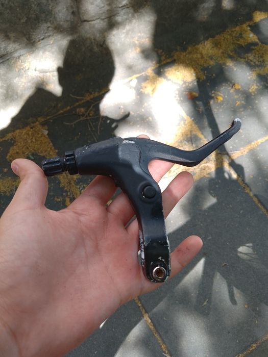 Здрава задна  спирачка