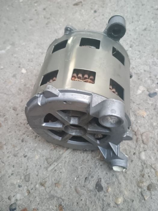 Продавам ел.мотор от Пералня