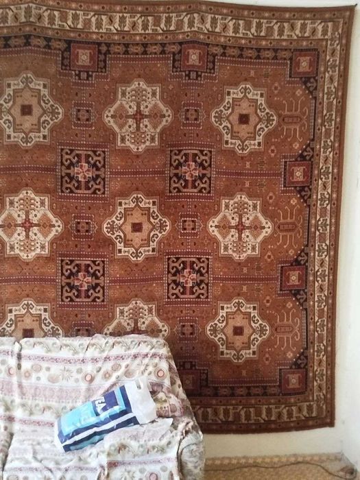 продам импортный шерстяной ковер 3,5х2,5