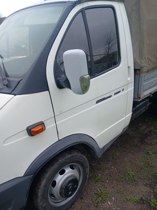 Продам газель  2002год