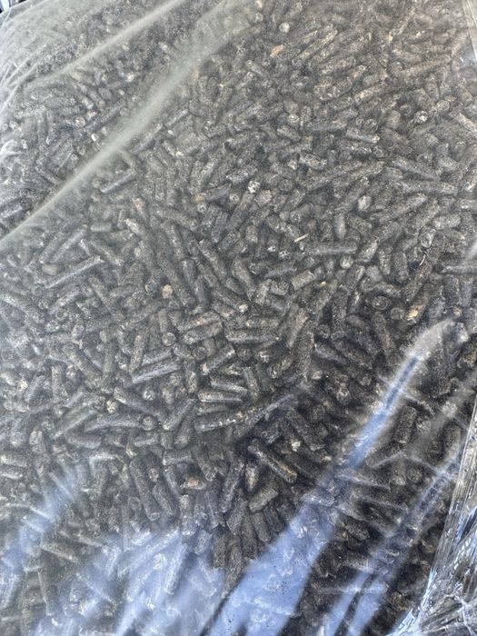 Слънчогледови пелети!Вече и малки чували по 15кг!!!