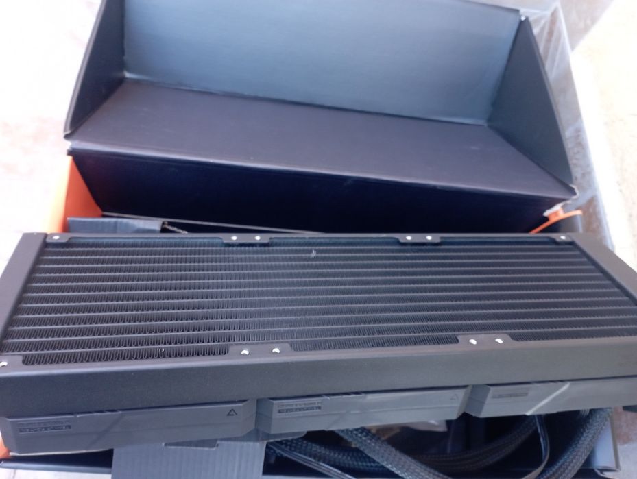 Водно охлаждане за компютър aorus waterforce x ii 360