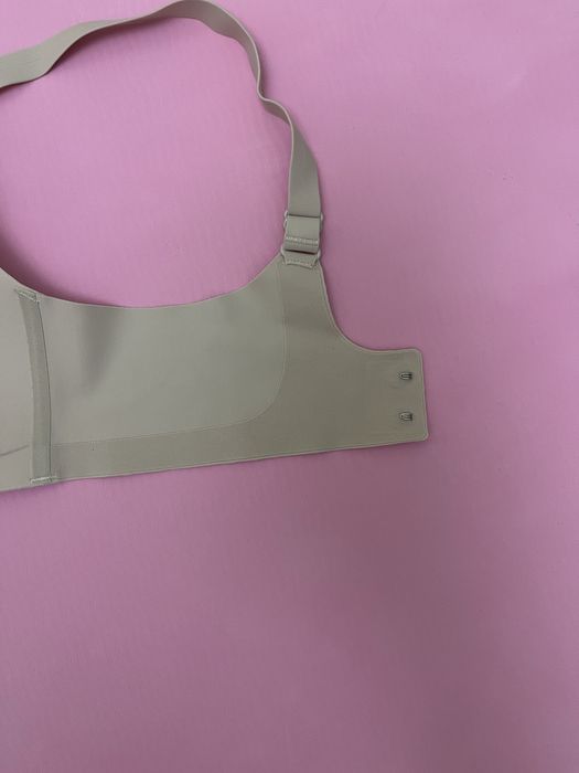 Бюстгалтер бесшовный новый