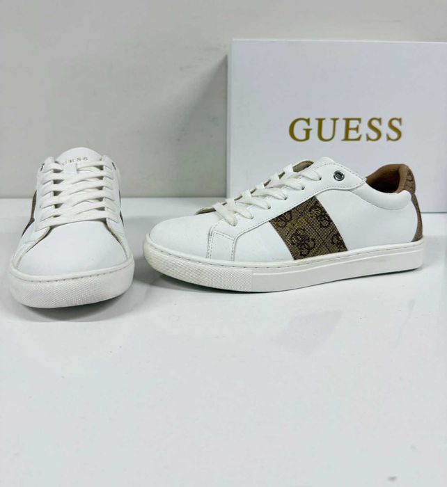 Guess Toda  Semi