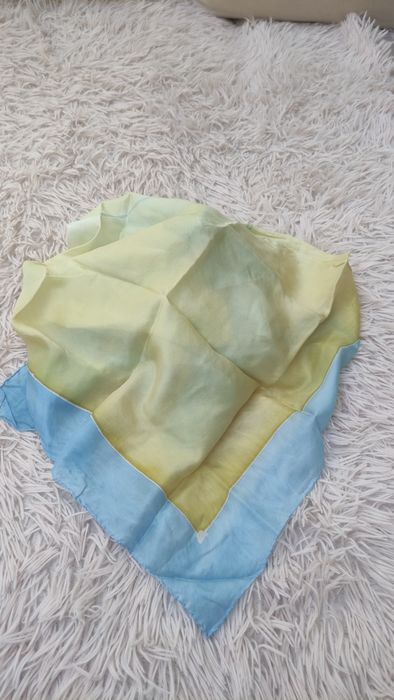 Копринени шалове