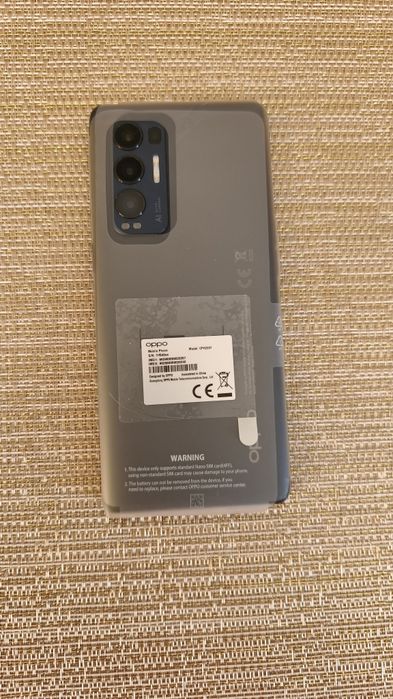 Vând   Oppo Find X3 Neo 5G Starlight Black