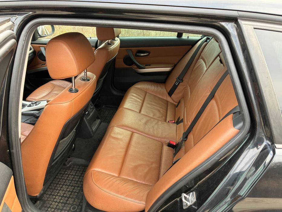 BMW 320 Е91 2011год. 163 к.с.