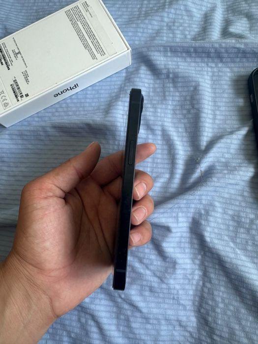 Iphone 13 гарантиясымен 1 жылға