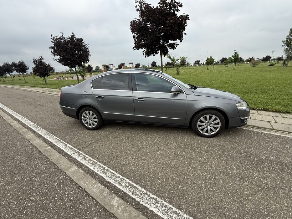 Vând Volkswagen Passat B6 Sedan, an 2007,  1.9 TDI.