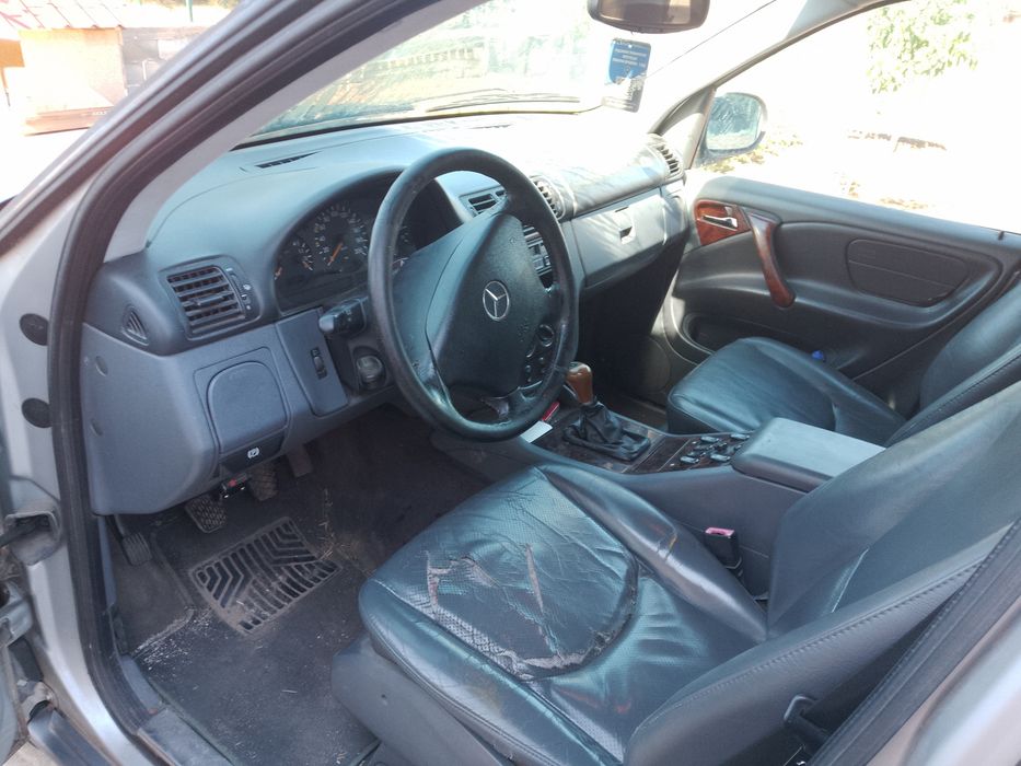 Mercedes-Benz Ml 230