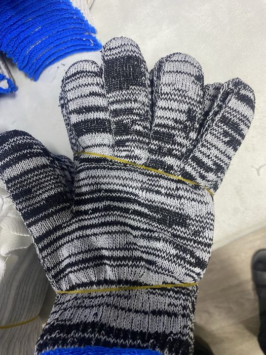 Продаю строительных перчаток х/б