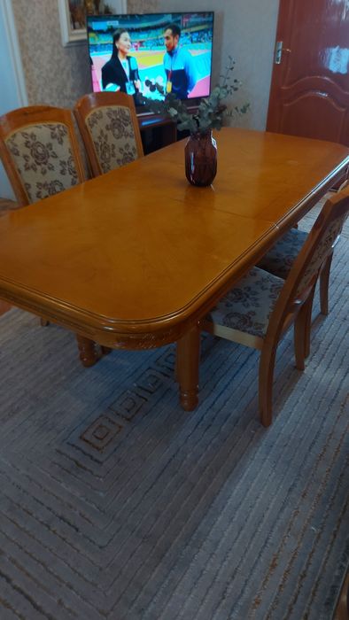 Стол гостиный, со стульями