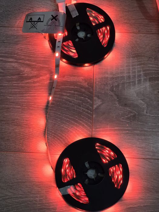 Bandă LED Smart RGB WiFi 10M (2x5M) – Muzică, Alexa & Google Home