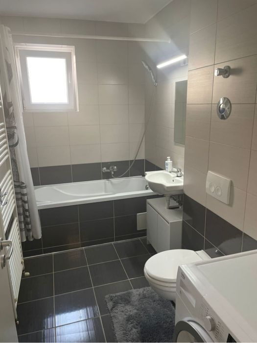 Dau in chirie Apartament de 2 camere