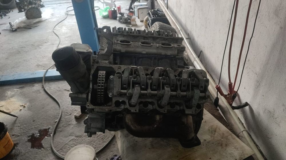 Двигатель Мерседес w112 v6  3.2