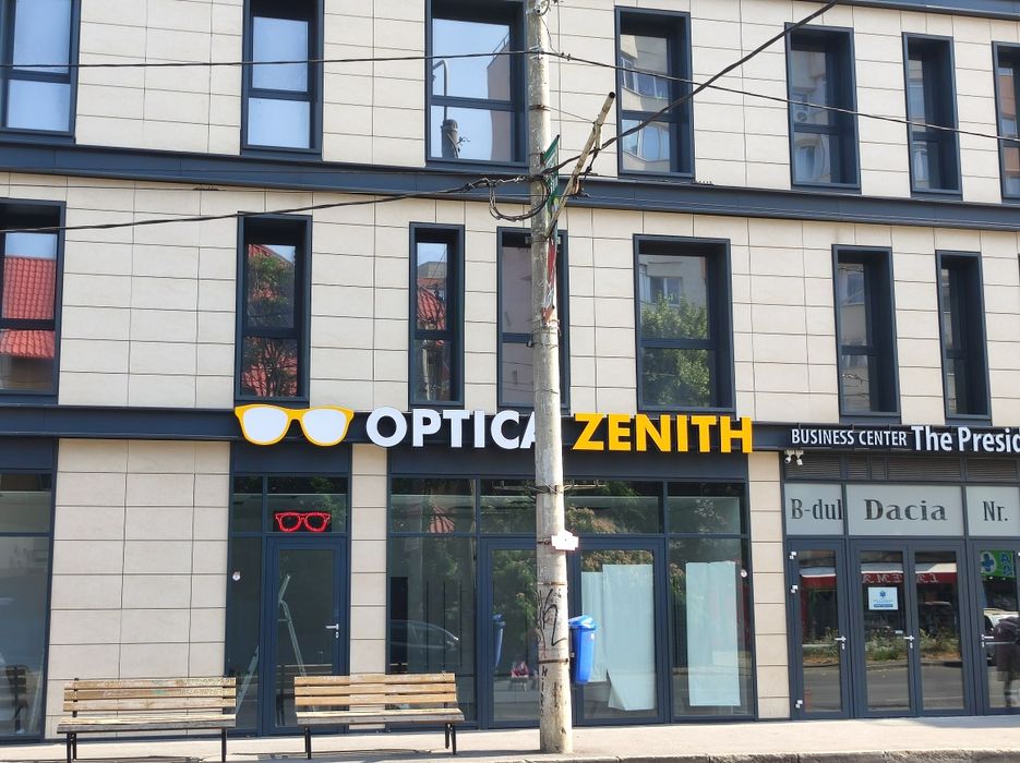 Litere volumetrice,casete luminoase,reclame