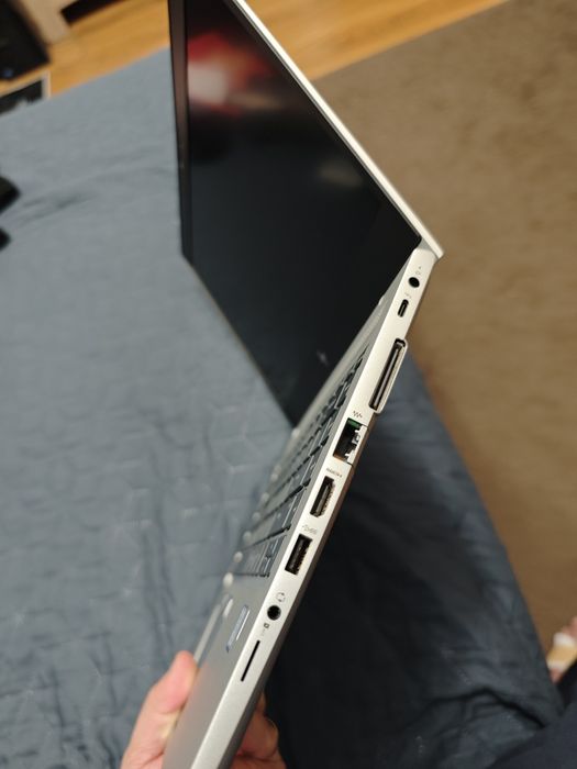 HP EliteBook 840 G5 – Intel i5 Gen 8 / 8GB RAM / 256GB SSD