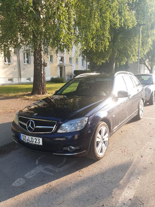 Vând schimb Mercedes-Benz