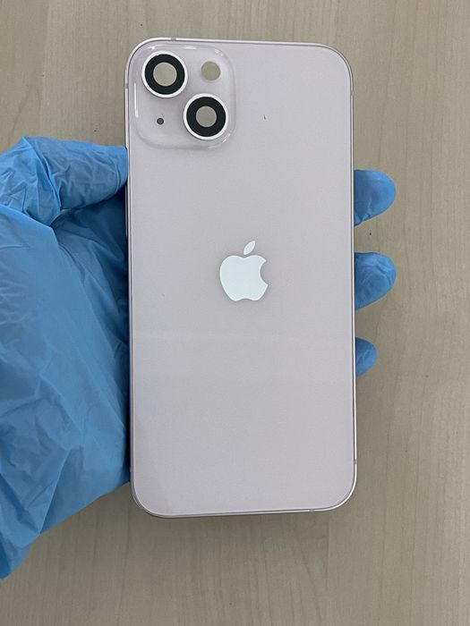 Carcasa originala iphone 13 Roz