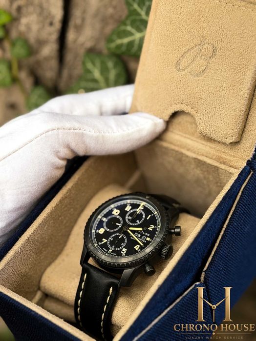 Breitling Navitimer