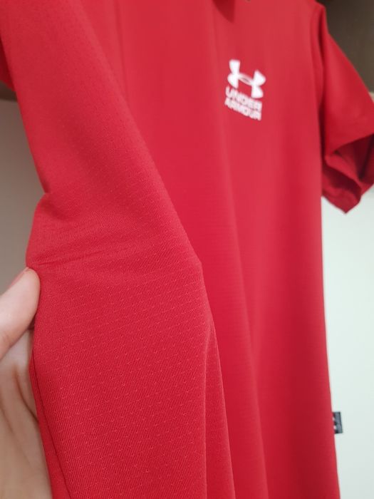 Under Armour L tricou nou