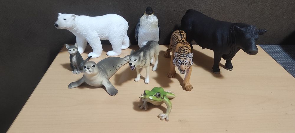 Фигурки Schleich и Papo
