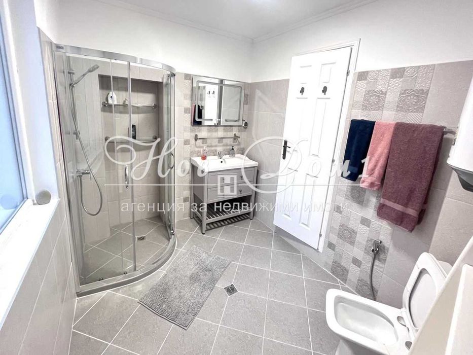 Дава се под наем Многостаен апартамент в Варна, Гръцка махала - 150 кв.м за 466200 € - Снимка #7