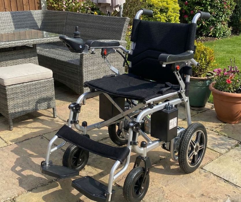 Електрическа инвалидна количка (чисто нова)