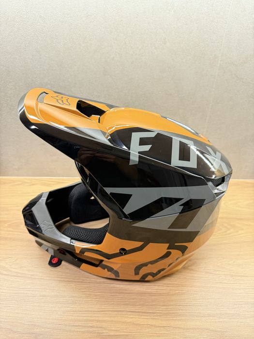Cască FOX V1 MIPS XL [Black/Gold], ECE – doar 2 ieșiri