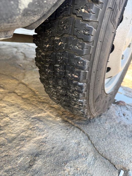 Резина 175.75.R16