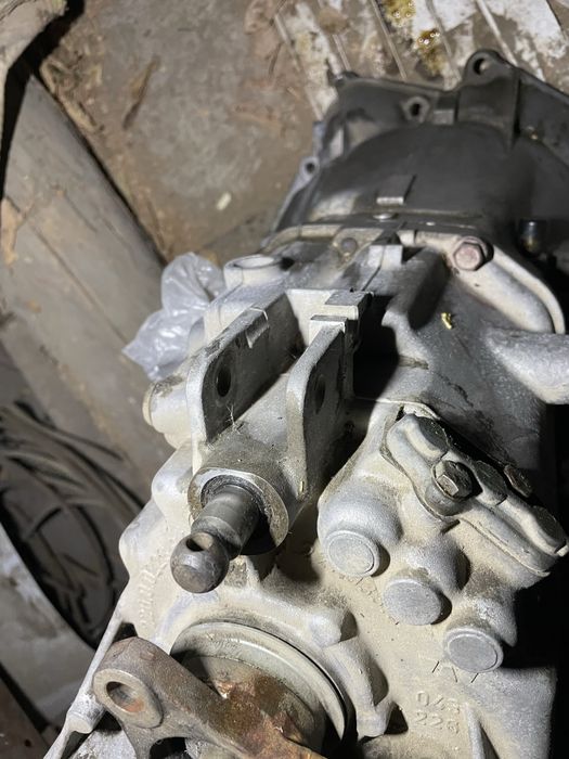 Коробка на бмв гетраг 220