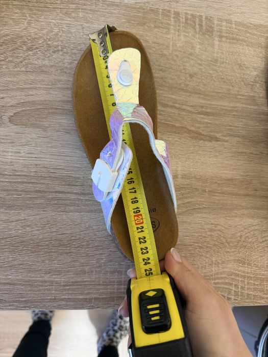 Дамски чехли номер 37, два вида