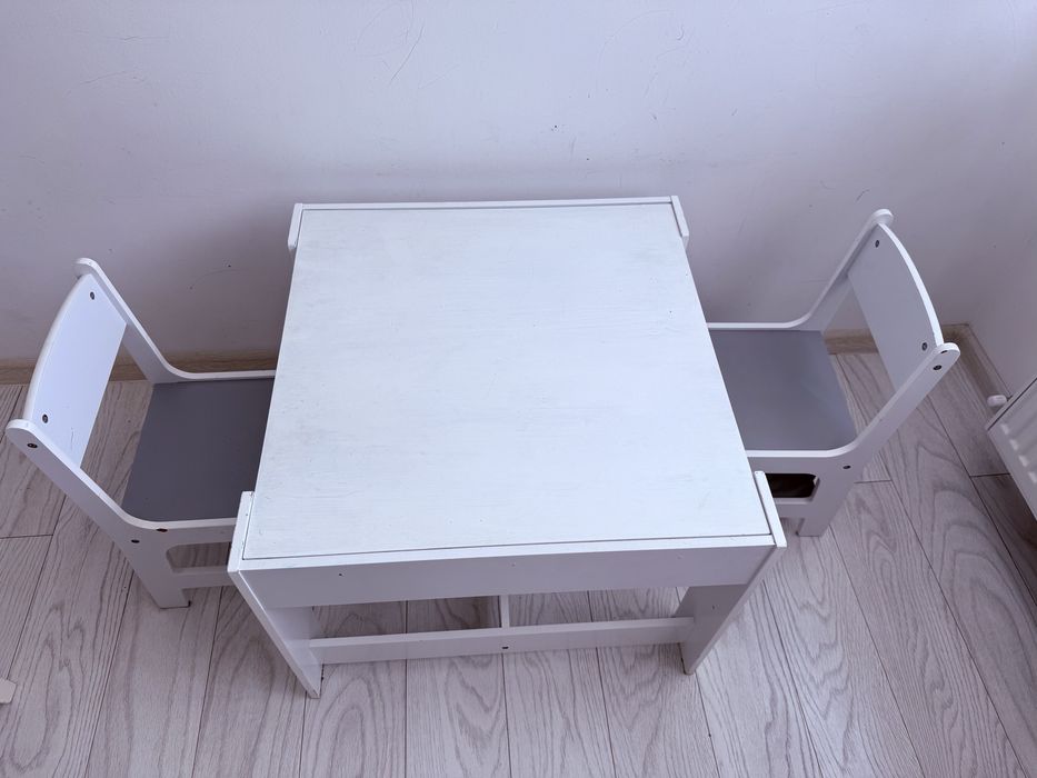 Măsuță multifuncțională pentru copii + 2 scăunele