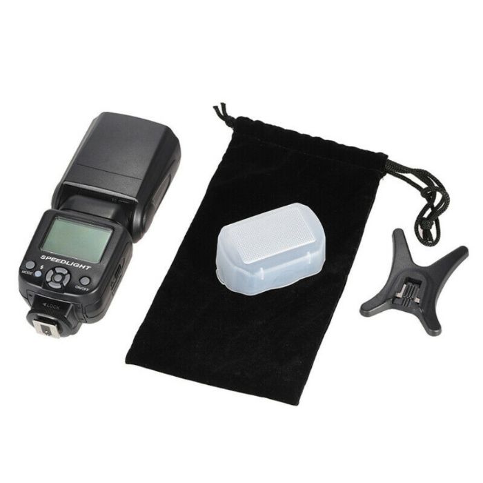 Фотовспышка компания Triopo TR-950