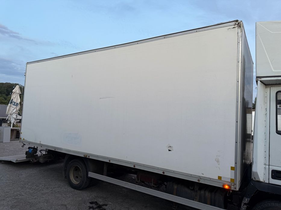 Фургон за склад от камион 6.10