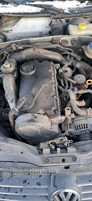 VW Пасат 1.9тди 131к.с. ръчка 6 скорости на части
